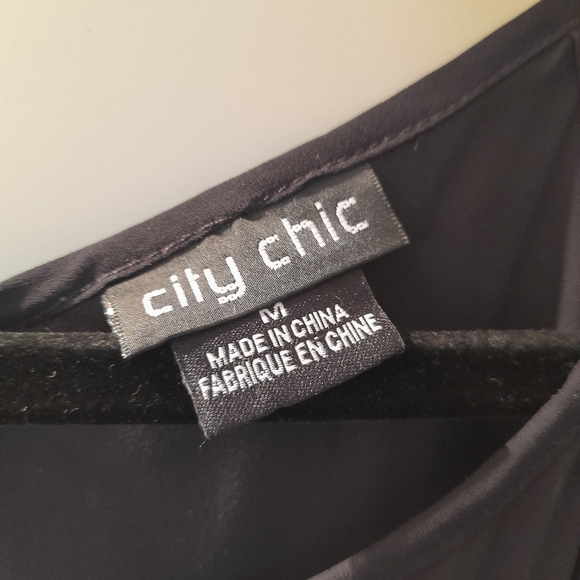 City chic top - Picture 2 of 2